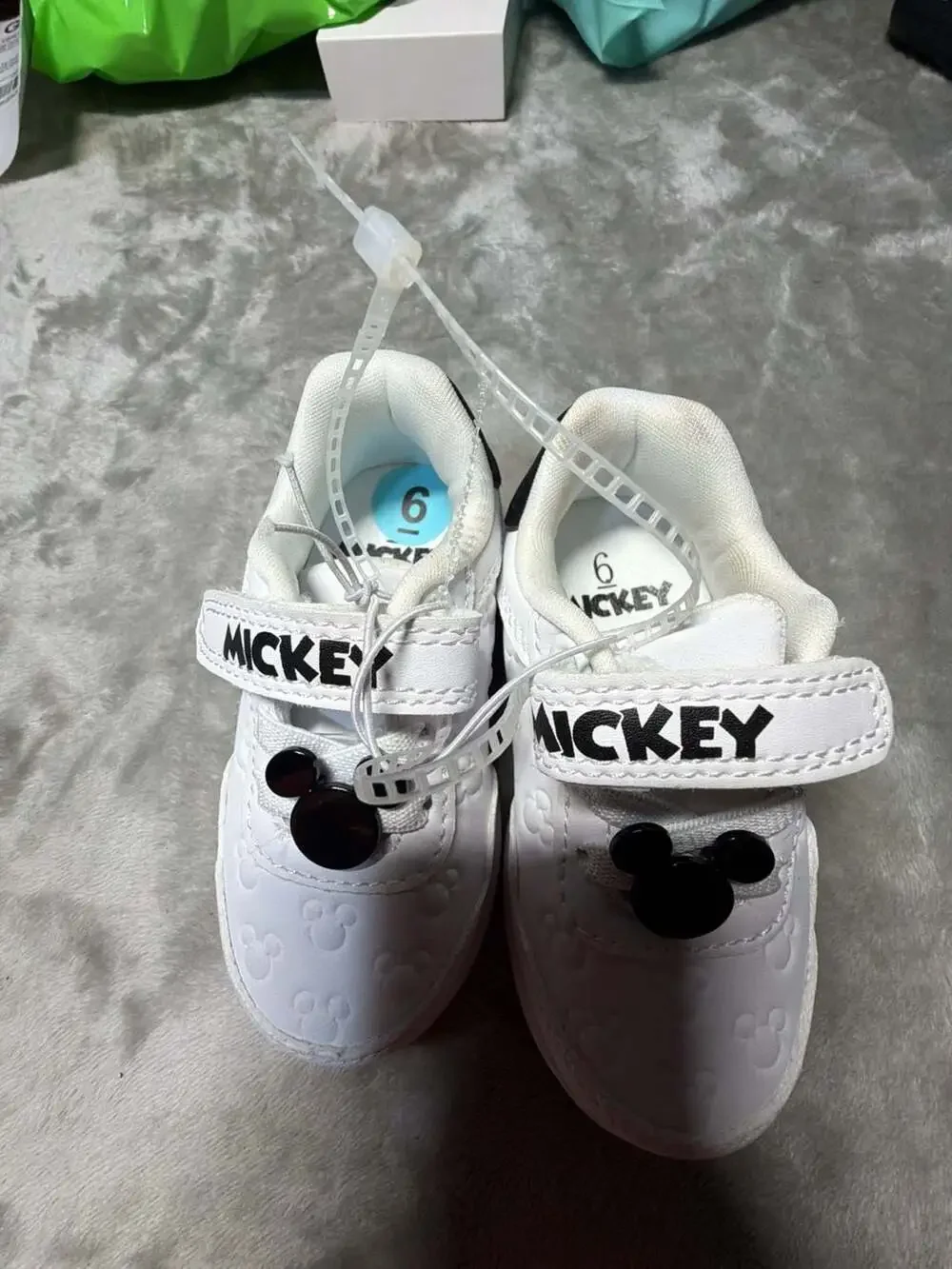Disney Mickey Mouse Toddler Girls Hook & Loop Sneakers White